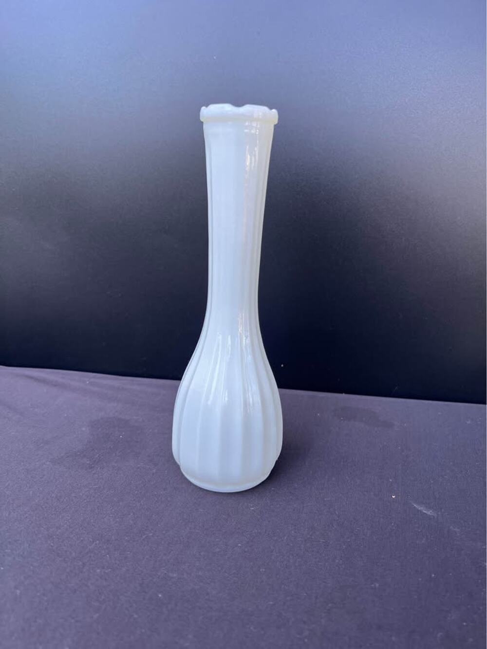 1970s vintage milk glass vase